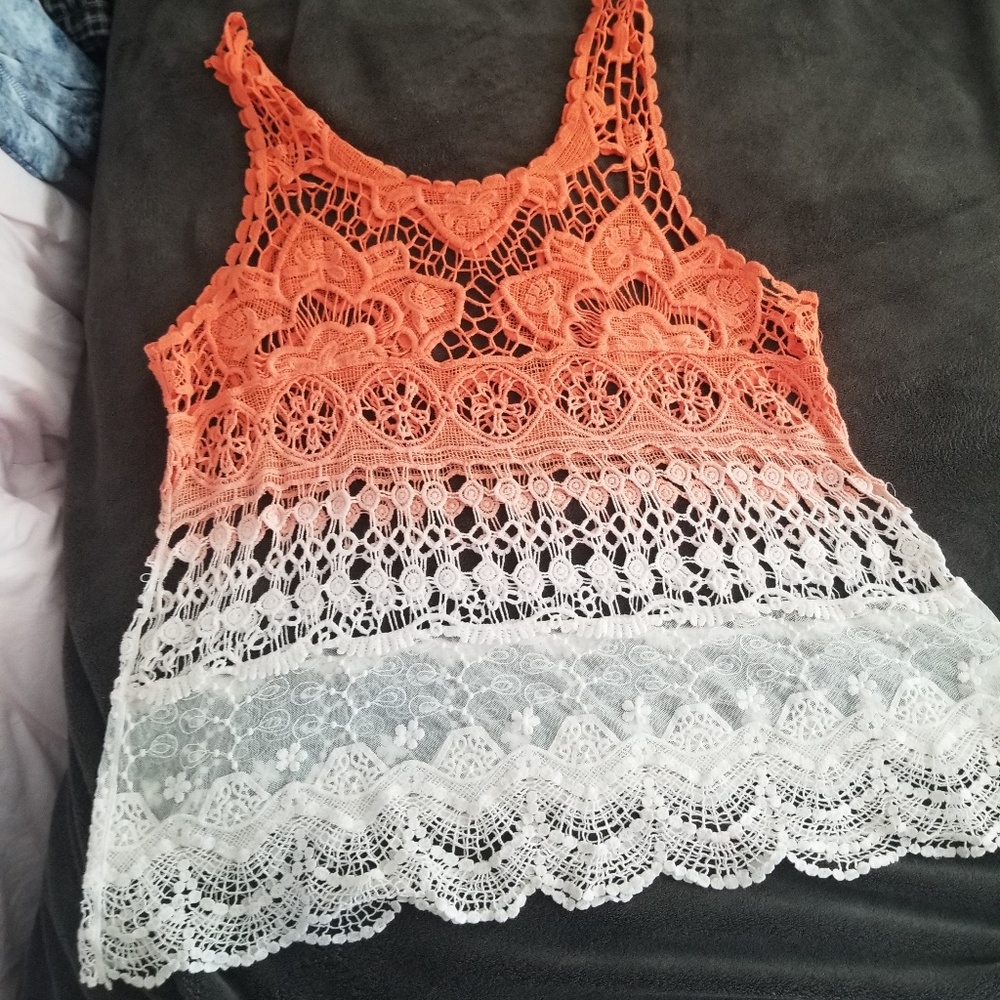 Lace top ⭕️SOLD⭕️